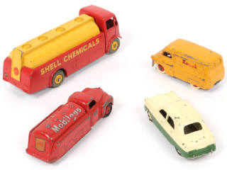 Lot 310 - DINKY TOYS (GB) (4)