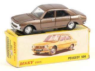Lot 295 - DINKY TOYS (FRANCE) (1)