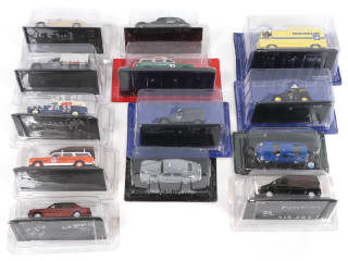 Lot 82 - EDITIONS HACHETTE (FRANCE) (13)