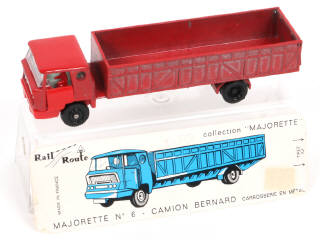 Lot 41 - MAJORETTE (FRANCE) (1)