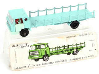 Lot 43 - MAJORETTE (FRANCE) (1)