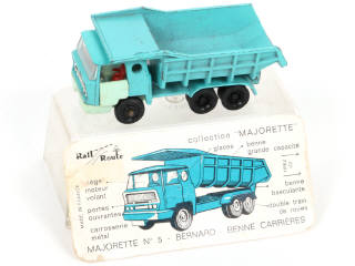 Lot 47 - MAJORETTE (FRANCE) (1)