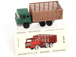 Lot 50 - MAJORETTE (FRANCE) (1)