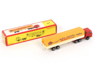 Lot 63 - MAJORETTE (FRANCE) (1)