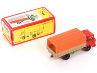 Lot 70 - MAJORETTE (FRANCE) (1)