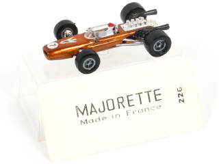 Lot 10 - MAJORETTE (FRANCE) (1)