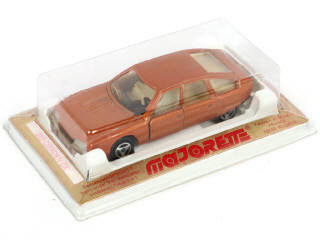 Lot 232 - MAJORETTE (FRANCE) (1)