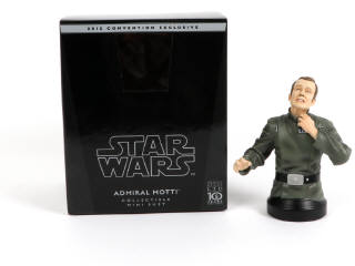 Lot 48 - SIDESHOW COLLECTIBLES (USA) (1)