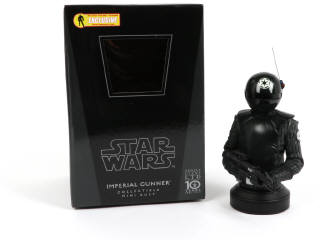 Lot 64 - GENTLE GIANT (CHINE) (1)