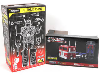 Lot 124 - HASBRO (USA) (2)