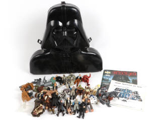 Lot 200 - KENNER PRODUCTS (USA) (1)