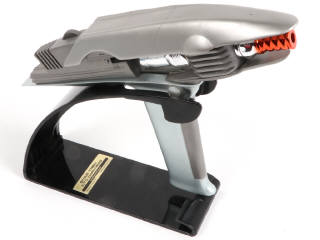 Lot 100 - SKYDANCE PRODUCTIONS (USA) (1)