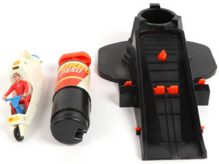 Lot 13 - CLIPPER GAMES & TOYS  (HOLLANDE) (1)