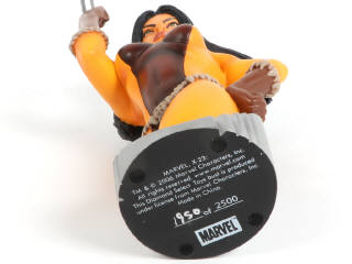 Lot 107 - DIAMOND SELECT TOYS (USA) (1)