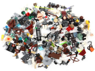Lot 144 - LEGO (DANEMARK) (1)