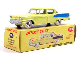 Lot 385 - DINKY TOYS (GB) (1)