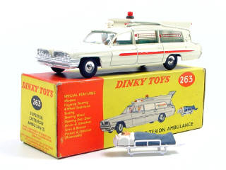Lot 412 - DINKY TOYS GB (1)
