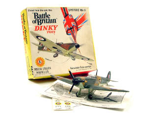 Lot 509 - DINKY TOYS GB (1)