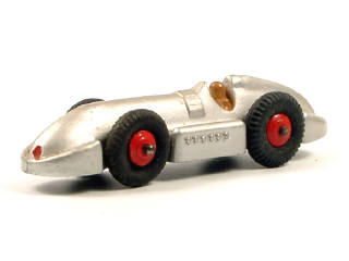 Lot 350 - DINKY TOYS GB (1)