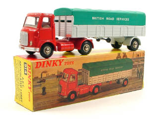 Lot 460 - DINKY TOYS GB (1)