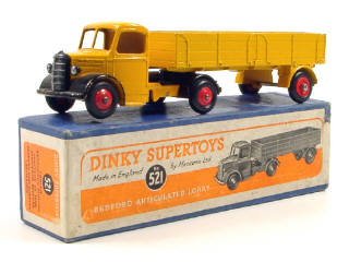 Lot 448 - DINKY TOYS GB (1)