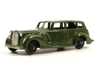 Lot 339 - DINKY TOYS GB (1)