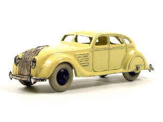 Lot 335 - DINKY TOYS GB (1)