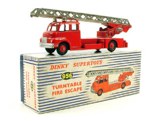 Lot 465 - DINKY TOYS GB (1)