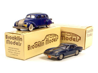Lot 207 - BROOKLIN MODELS (GB) (2)