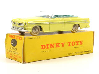 Lot 562 - DINKY TOYS FRANCE (1)