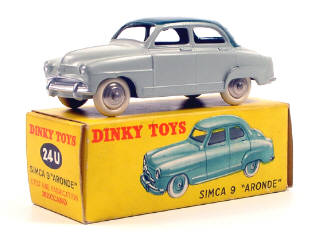 Lot 576 - DINKY TOYS FRANCE (1)