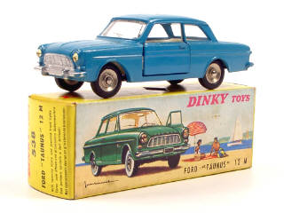 Lot 649 - DINKY TOYS FRANCE (1)