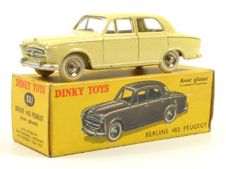 Lot 564 - DINKY TOYS FRANCE (1)