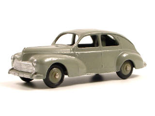 Lot 553 - DINKY TOYS (FRANCE) (1)