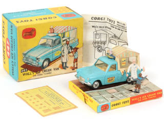 Lot 409 - CORGI TOYS (GB) (1)