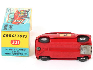 Lot 401 - CORGI TOYS (GB) (1)