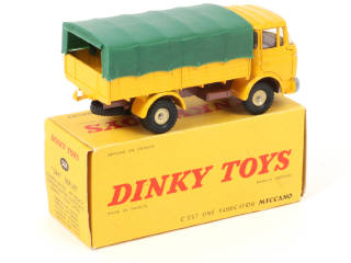 Lot 603 - DINKY TOYS (FRANCE) (1)