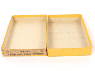 Lot 496 - DINKY TOYS (FRANCE) (1)