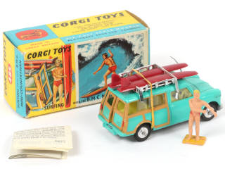 Lot 404 - CORGI TOYS (GB) (1)