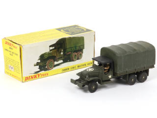 Lot 621 - DINKY TOYS (FRANCE) (1)