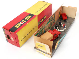 Lot 381 - SPOT-ON (GB) (1)