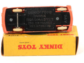 Lot 522 - DINKY TOYS (FRANCE) (1)