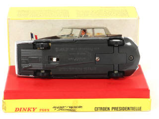 Lot 560 - DINKY TOYS (FRANCE) (1)