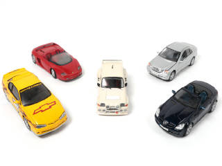 Lot 117 - DIVERS (5)