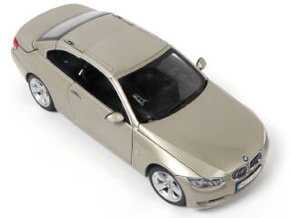 Lot 143 - KYOSHO (JAPON) (1)