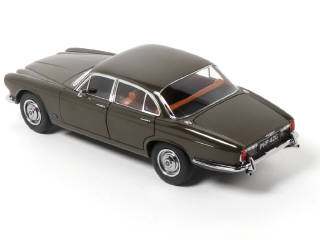 Lot 124 - PARAGON MODELS (CHINE) (1)