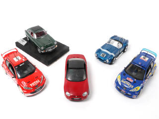 Lot 111 - DIVERS (5)