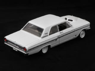 Lot 126 - PRECISION 100 COLLECTION (CHINE) (1)