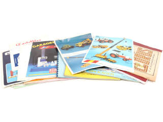 Lot 1 - DIVERS (50)