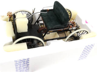 Lot 67 - FRANKLIN MINT (USA) (1)